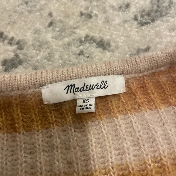 Madewell Sweater Size XS tags removed but never been worn - Picture 4 of 6